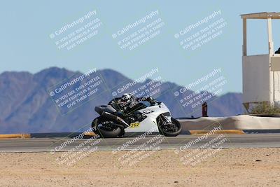 media/Feb-11-2024-CVMA (Sun) [[883485a079]]/Race 11 Amateur Supersport Open/